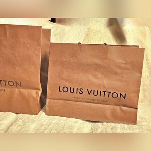 Louis Vuitton Brown Medium Shopping Bag (paper)
